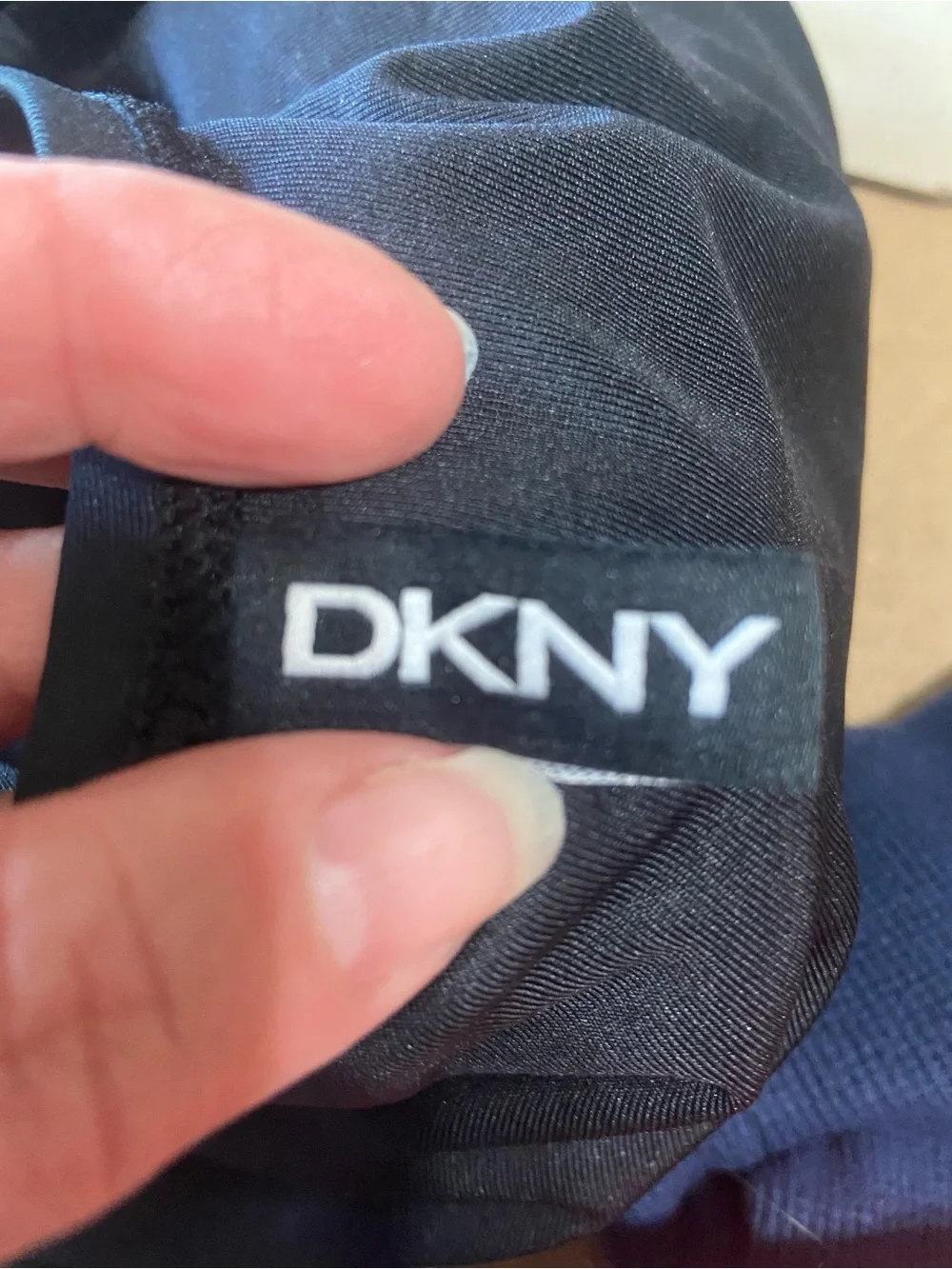 DKNY Women's NWT Black One Piece Bathing Suit Size Small - Picture 7 of 8